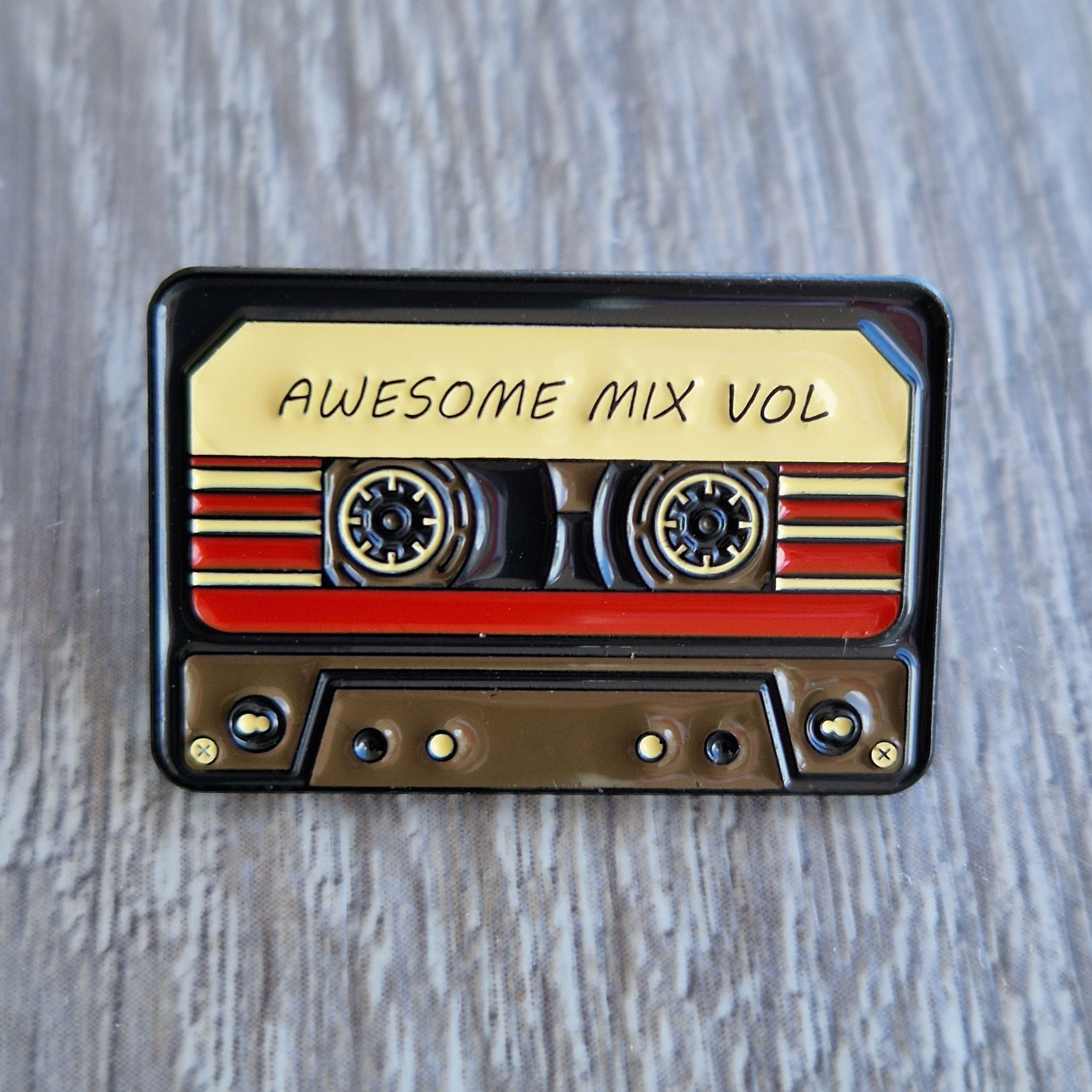 Spilla Cassetta “Awesome Mix Vol”