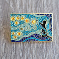 Spilla gatto nero cielo stellato stile Van Gogh