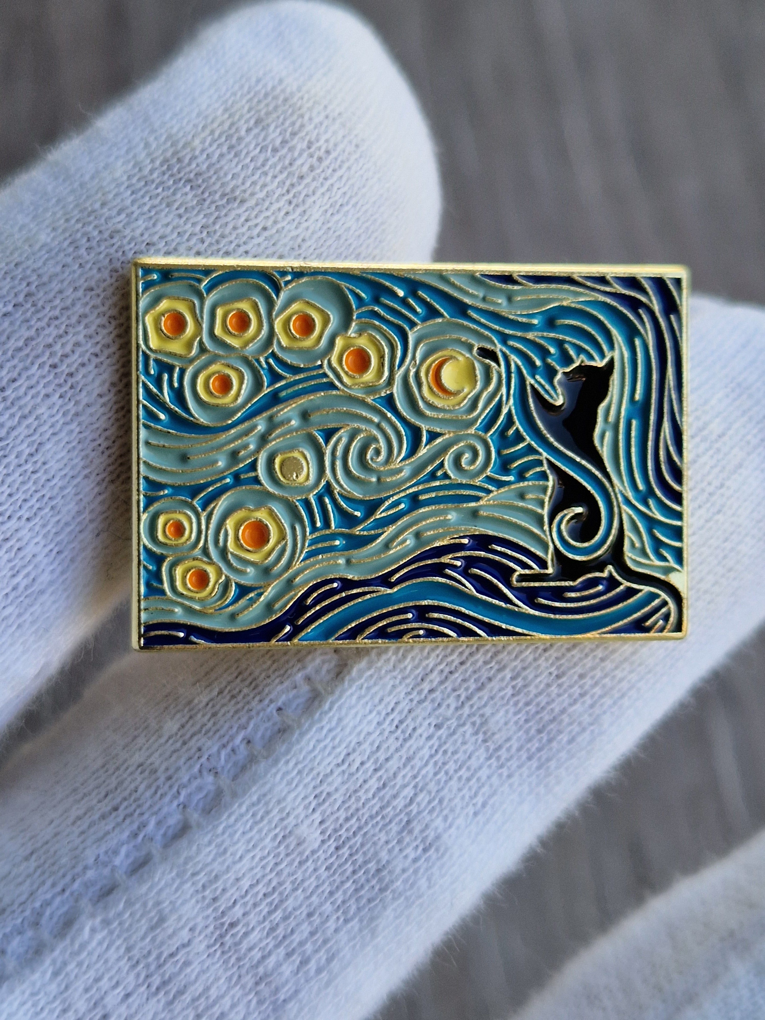 Spilla gatto nero cielo stellato stile Van Gogh
