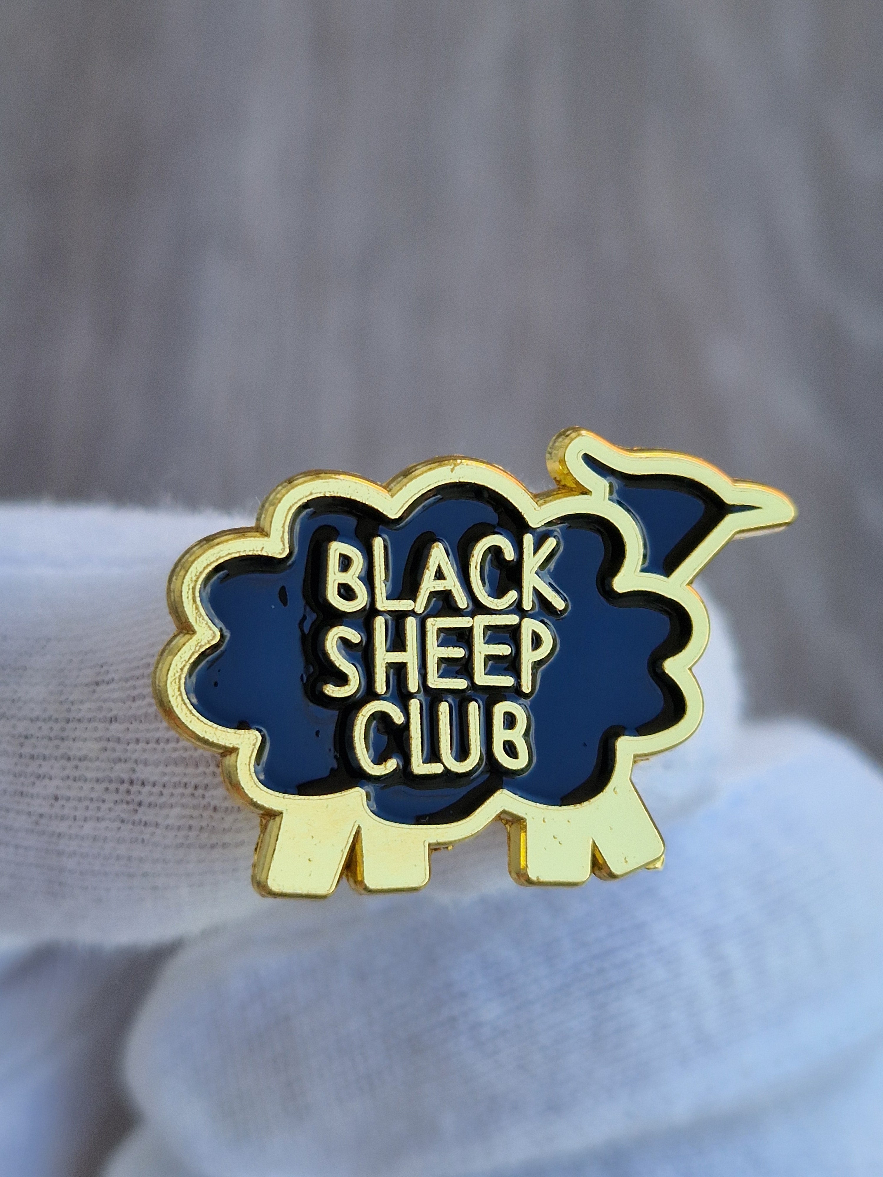Spilla "Black Sheep Club"
