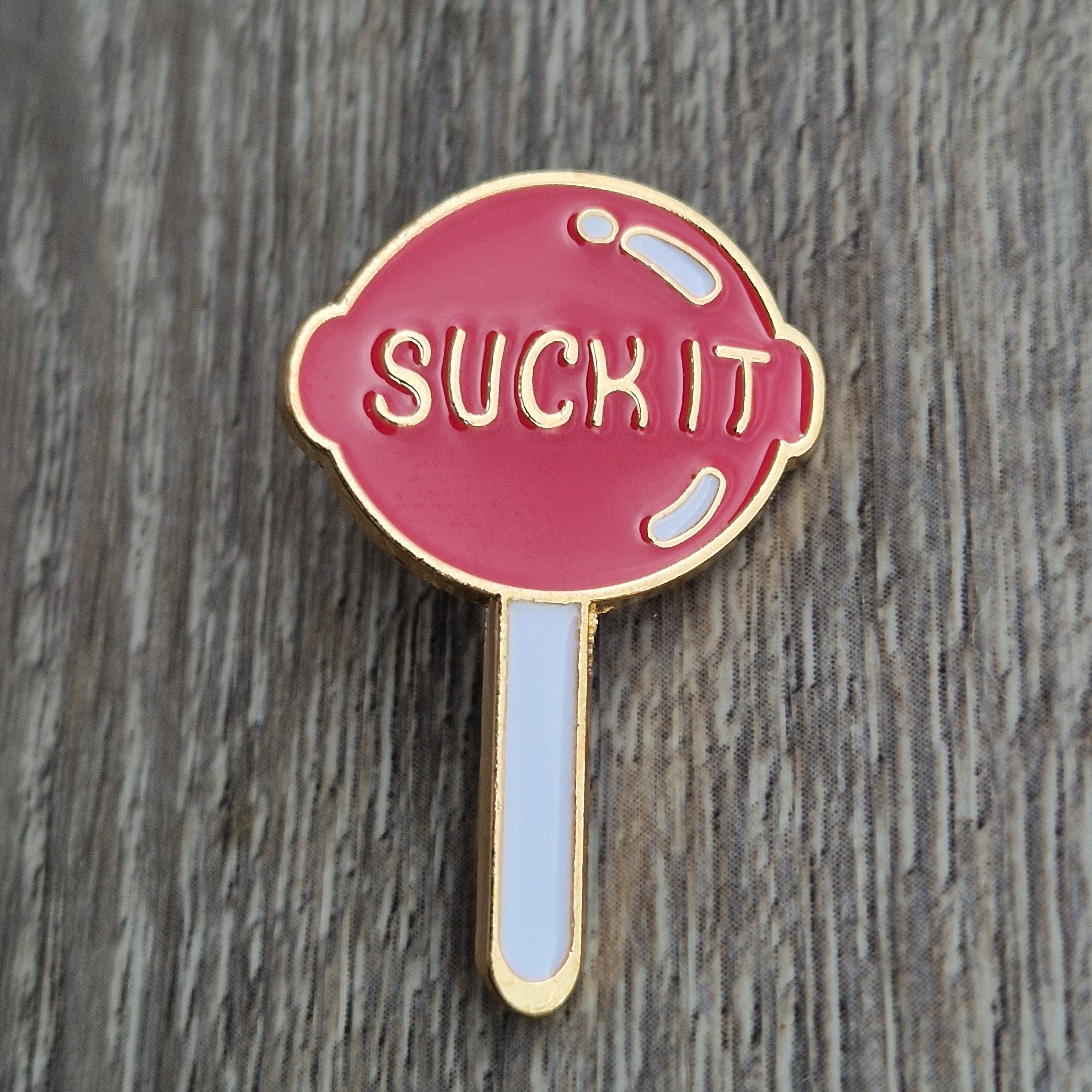 Spilla Lecca-Lecca “Suck It”
