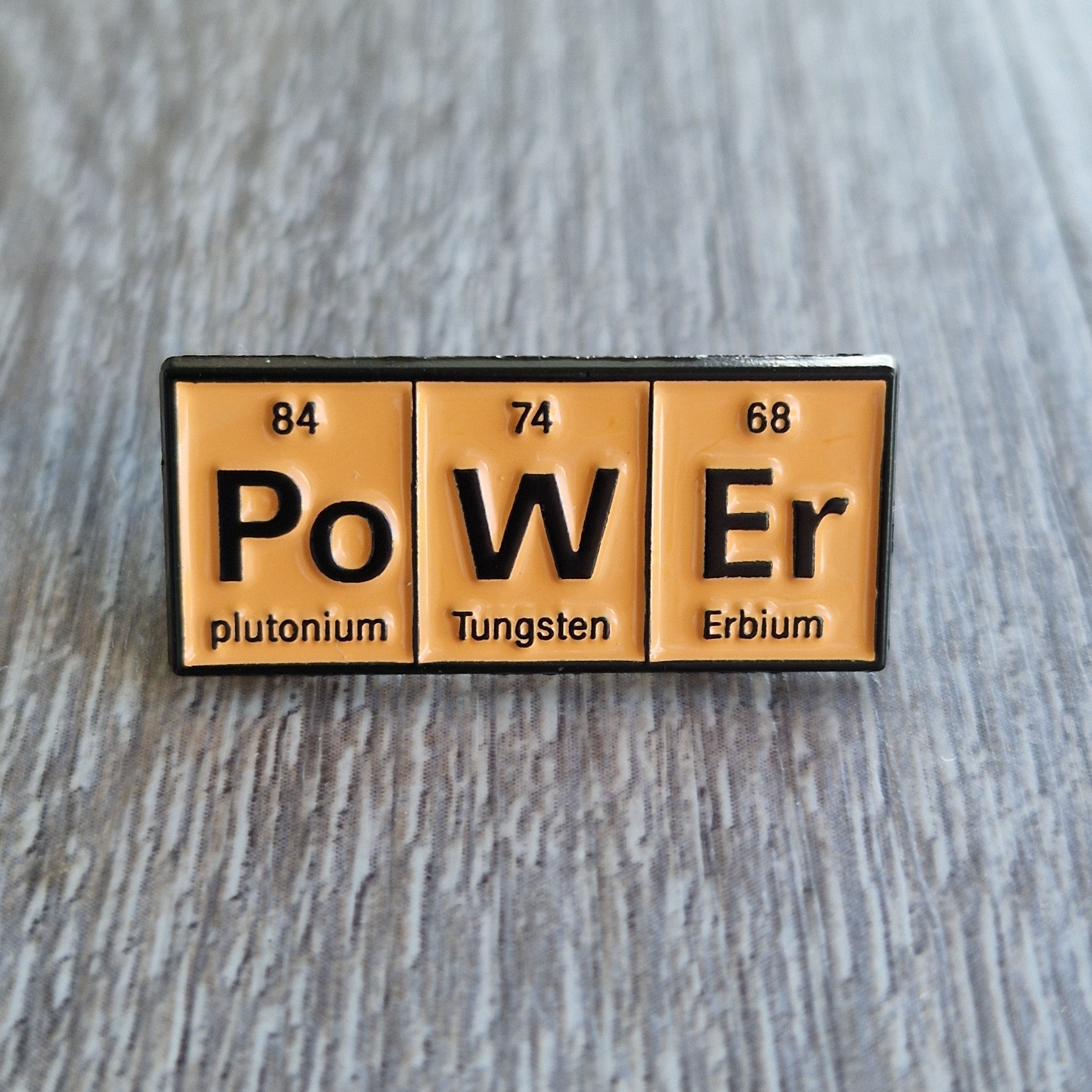 Spilla chimica “PoWer” Tavola Periodica