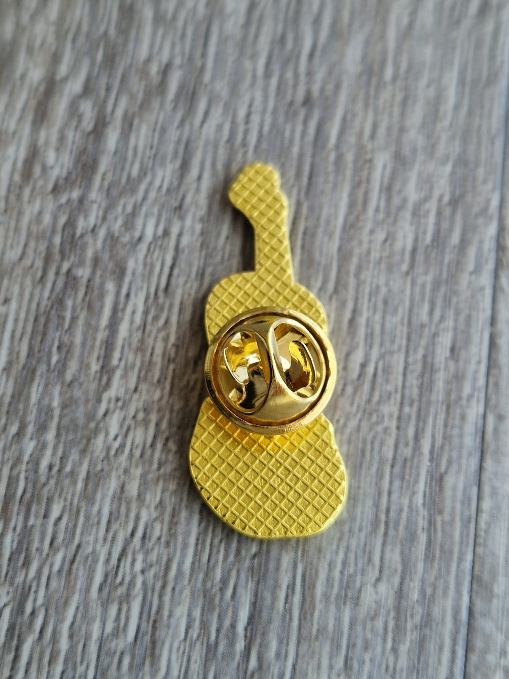 Spilla violino rosso smalto oro