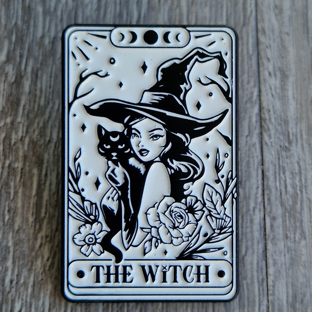Spilla The Witch Tarot Smaltata