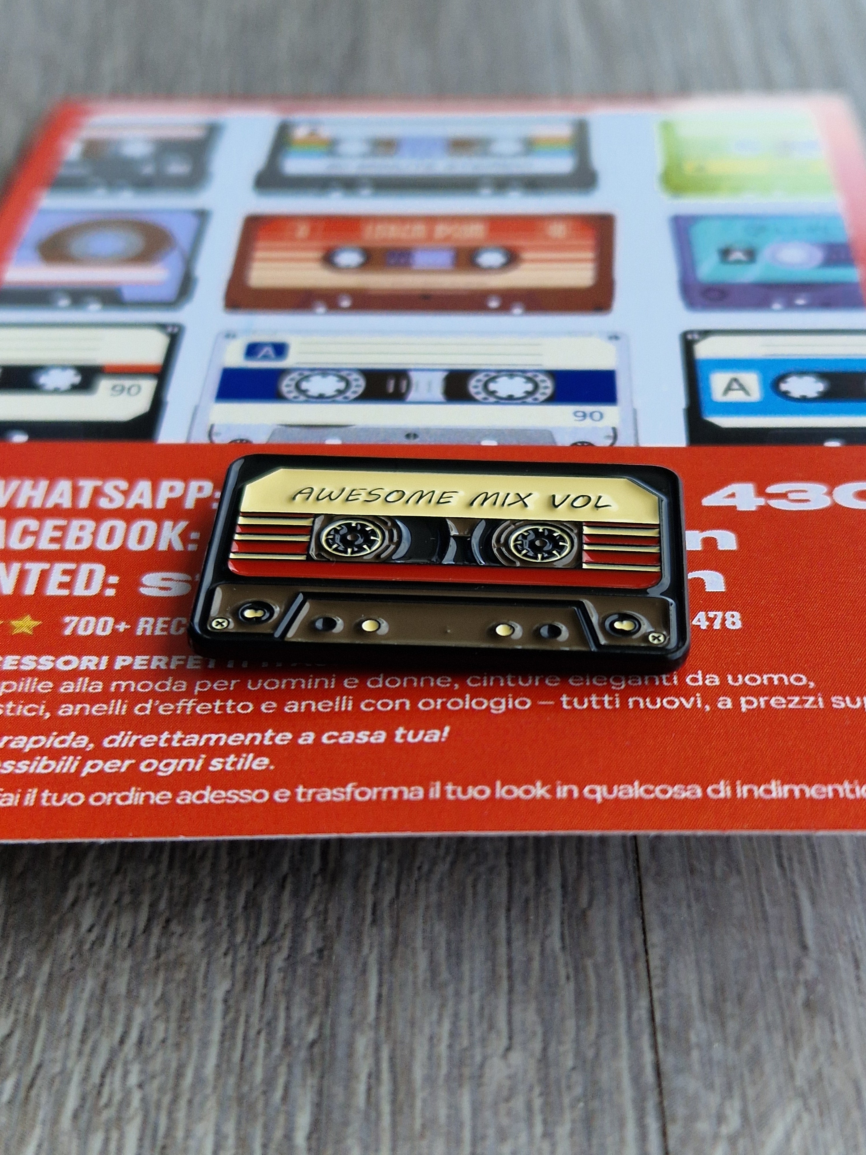 Spilla e card Cassetta Audio Vintage