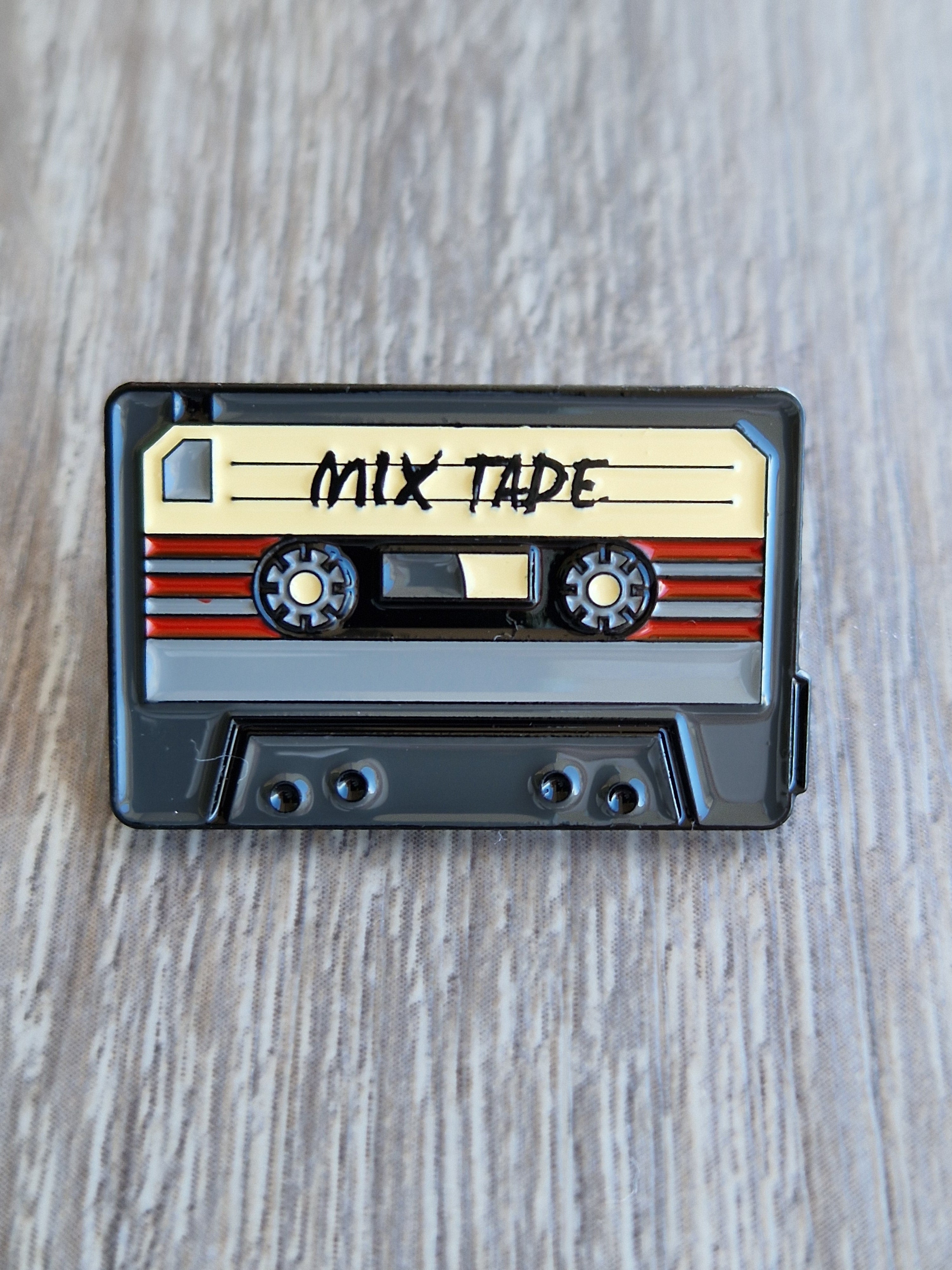 Spilla e card Musicassetta Vintage