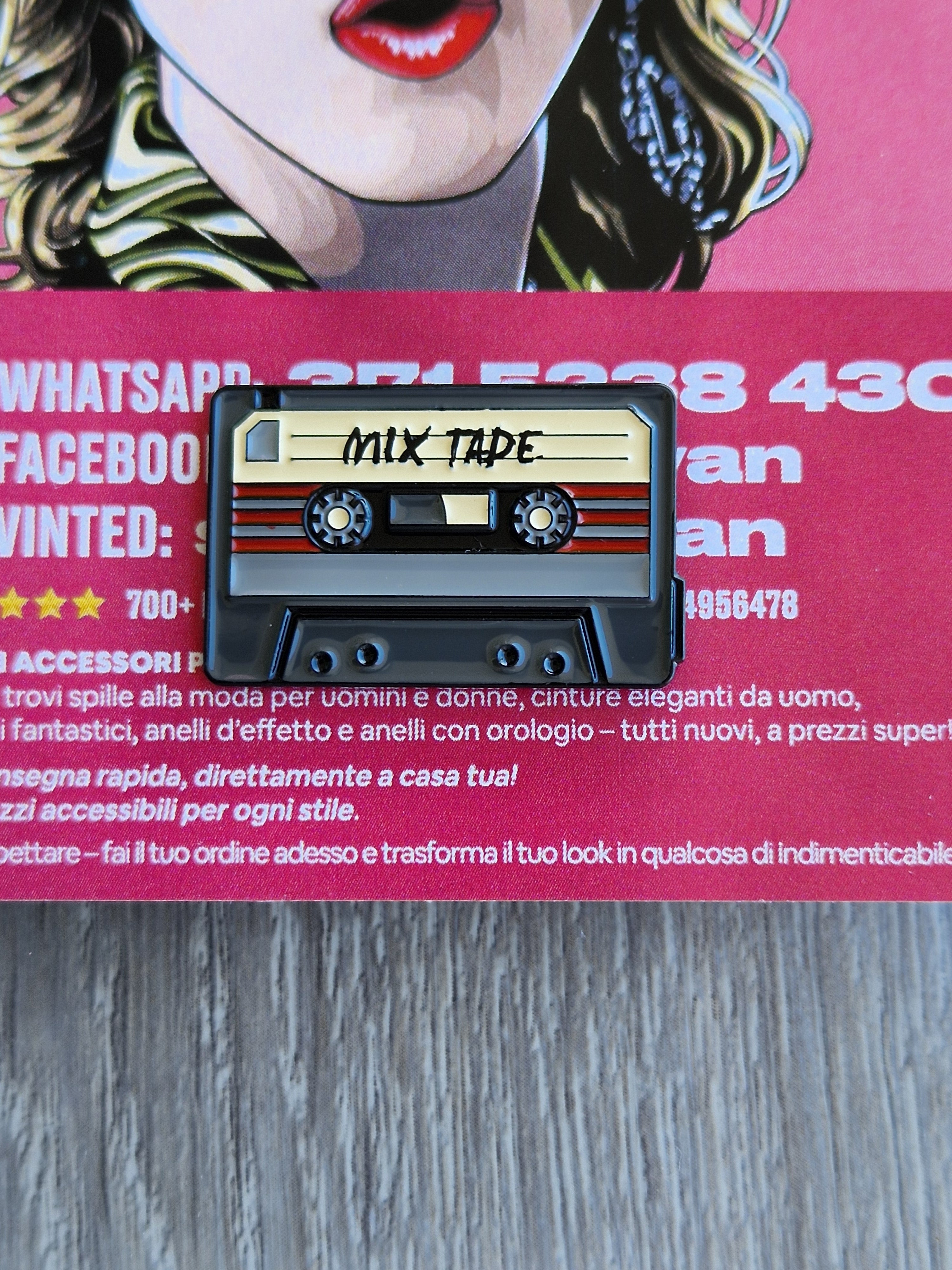 Spilla e card Musicassetta Vintage