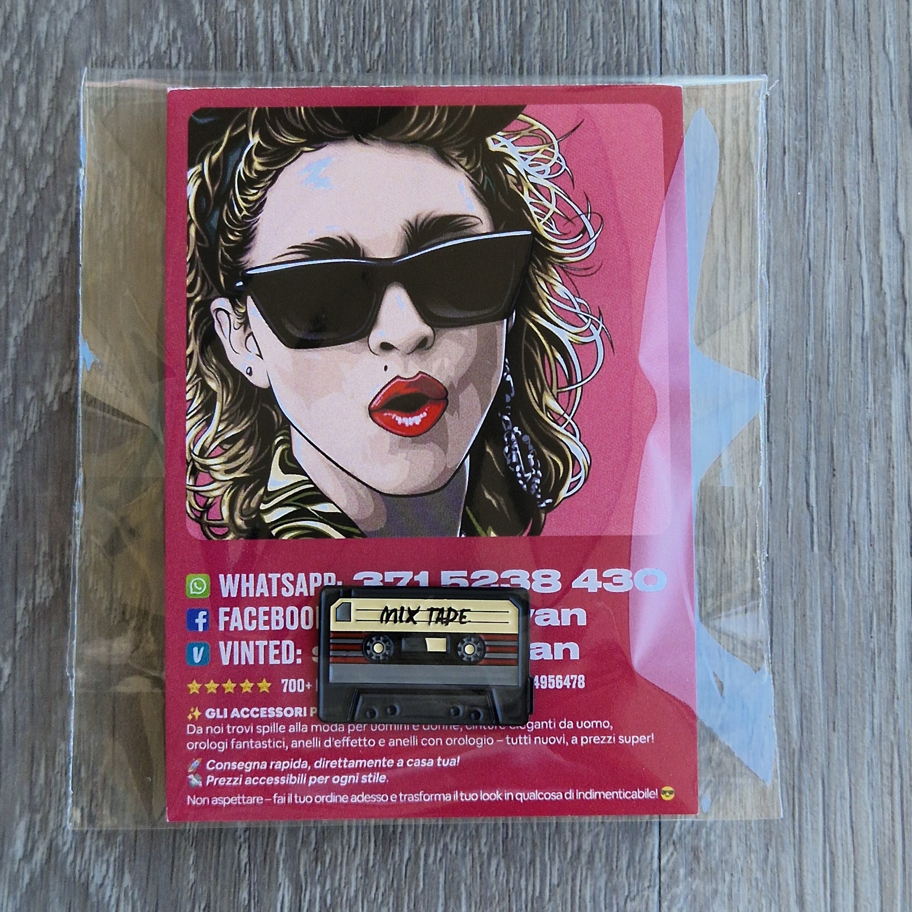 Spilla e card Musicassetta Vintage