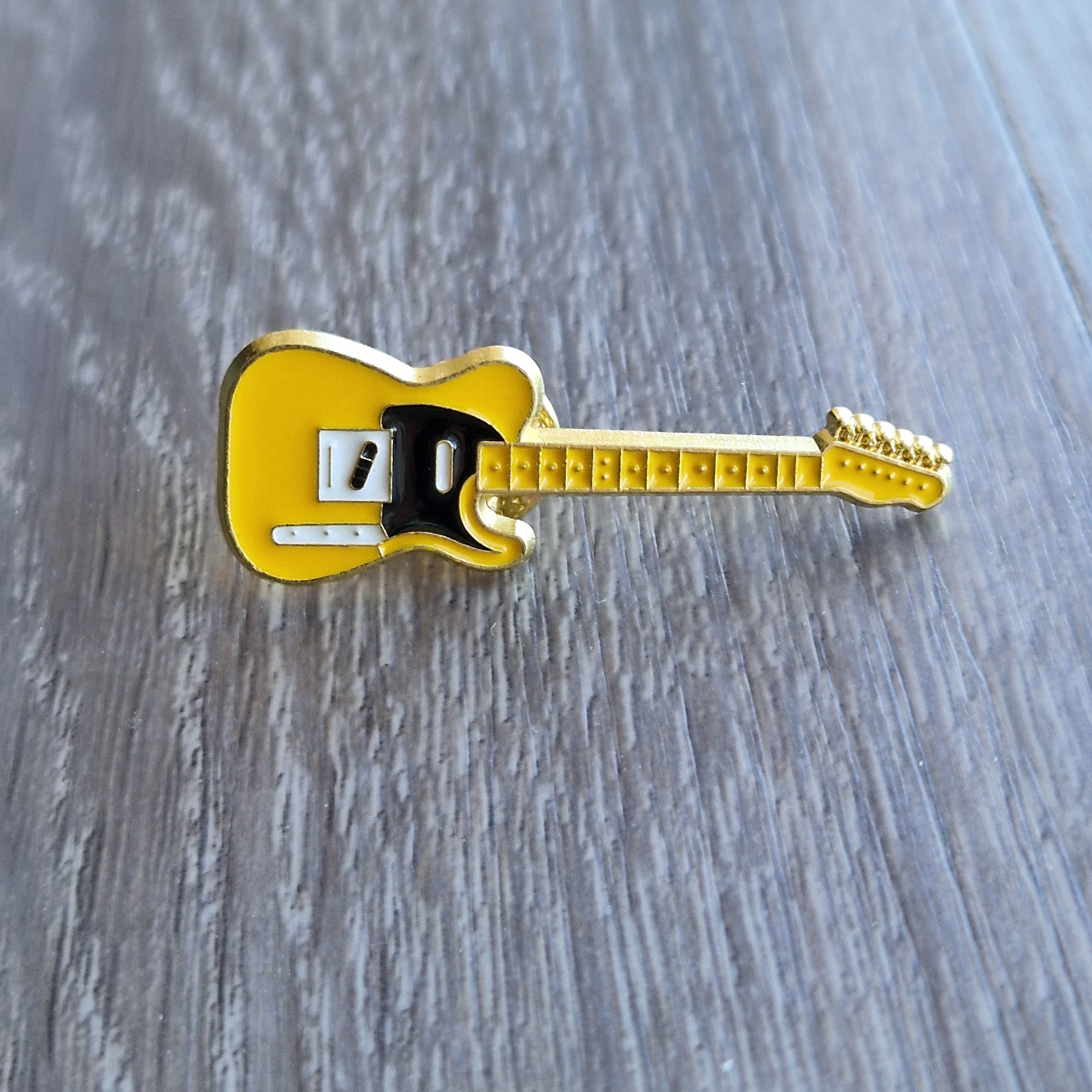 Spilla Chitarra Elettrica Gialla