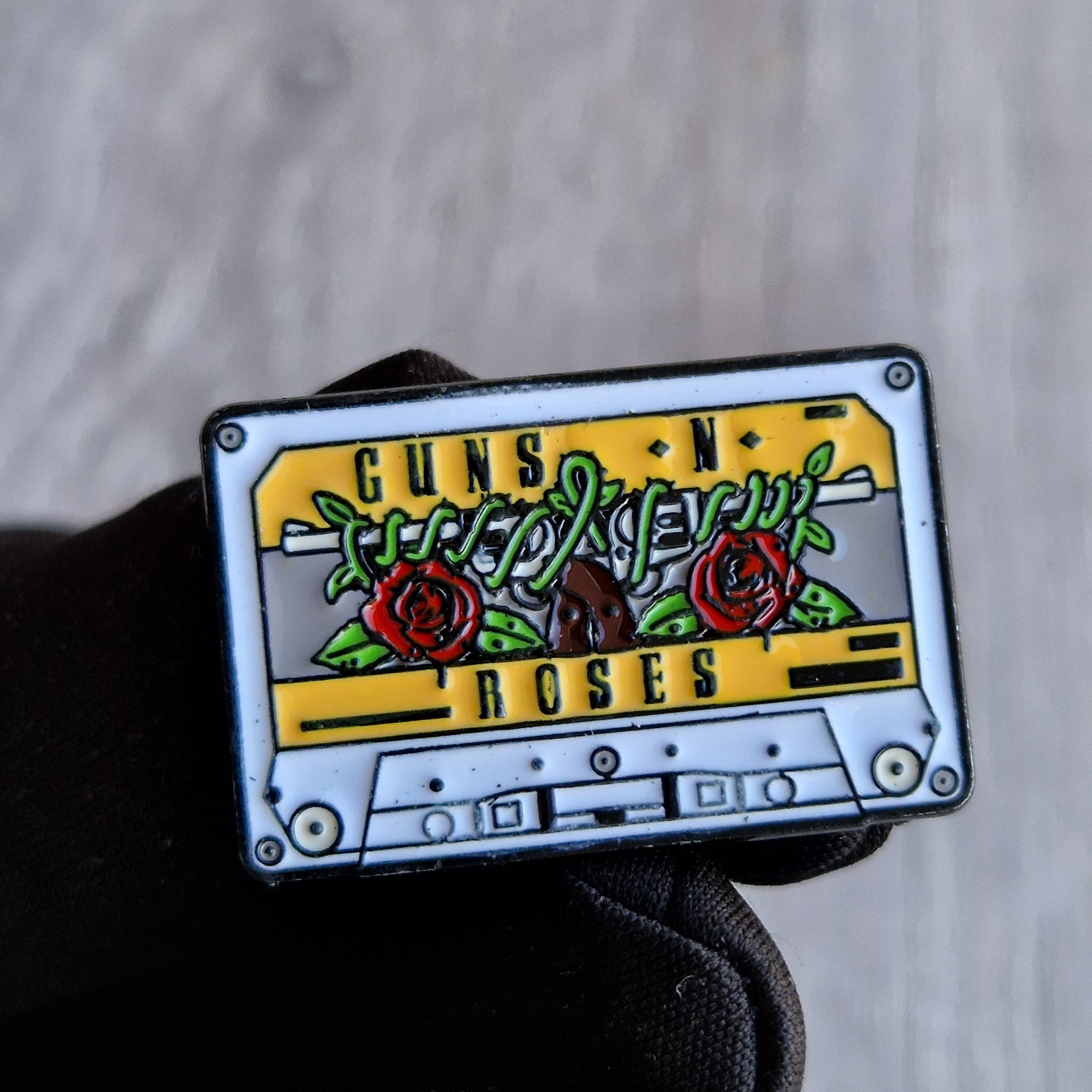 Spilla Cassetta Rock Guns N’ Roses Style