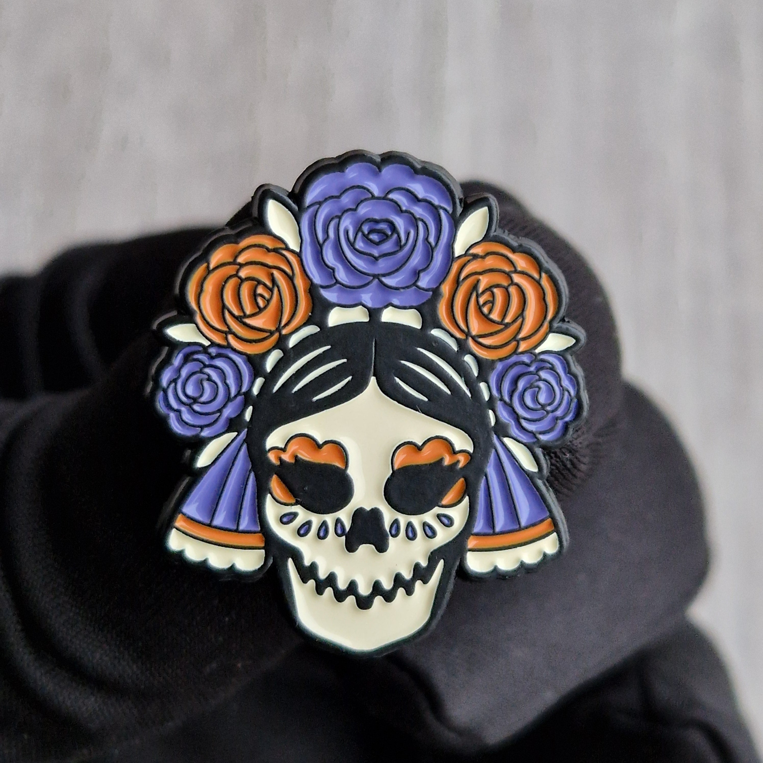 Pin Teschio Messicano con Fiori Día de Muertos