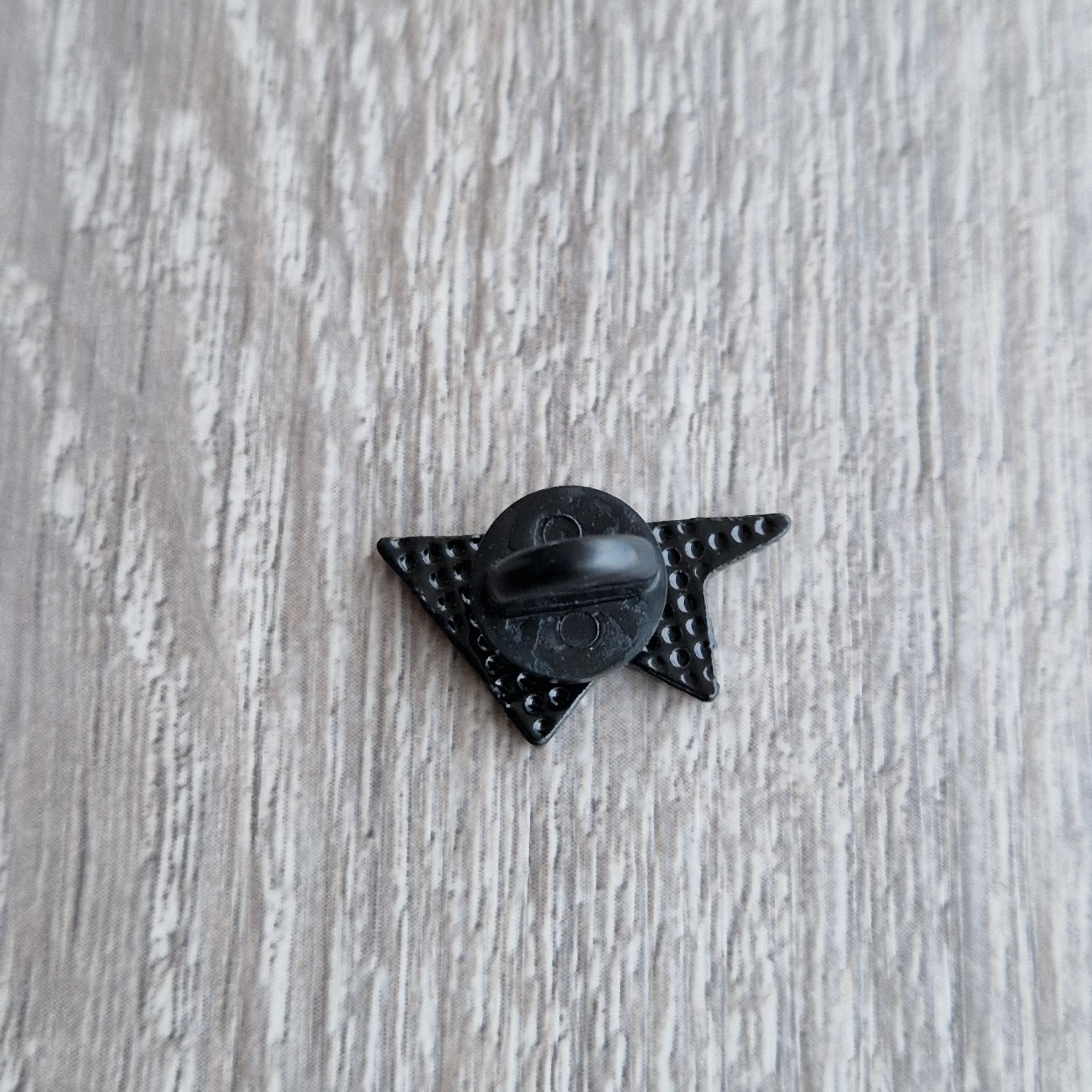 Pin Minimal Romantica Aereo