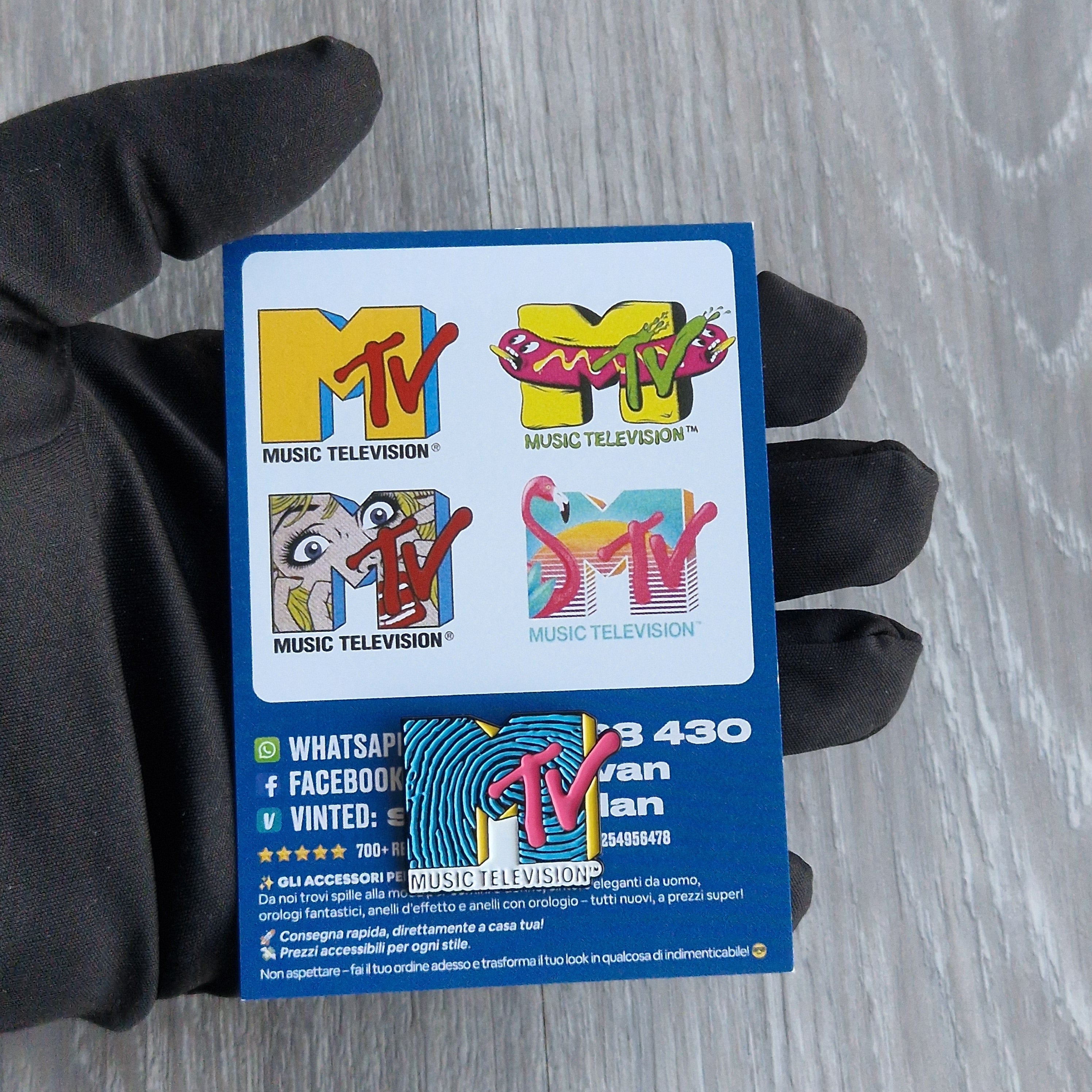 Spilla e card MTV Music Television Retro