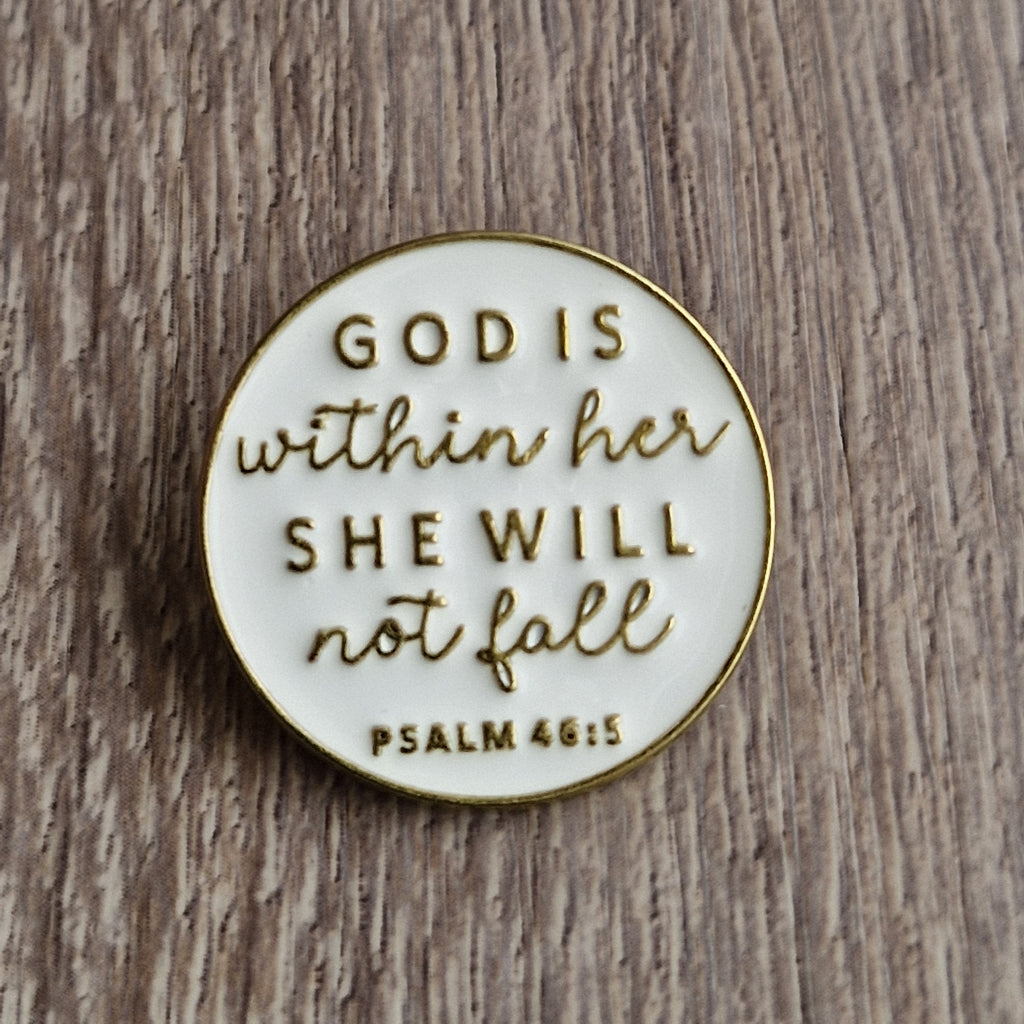 Spilla “God is Within Her”
