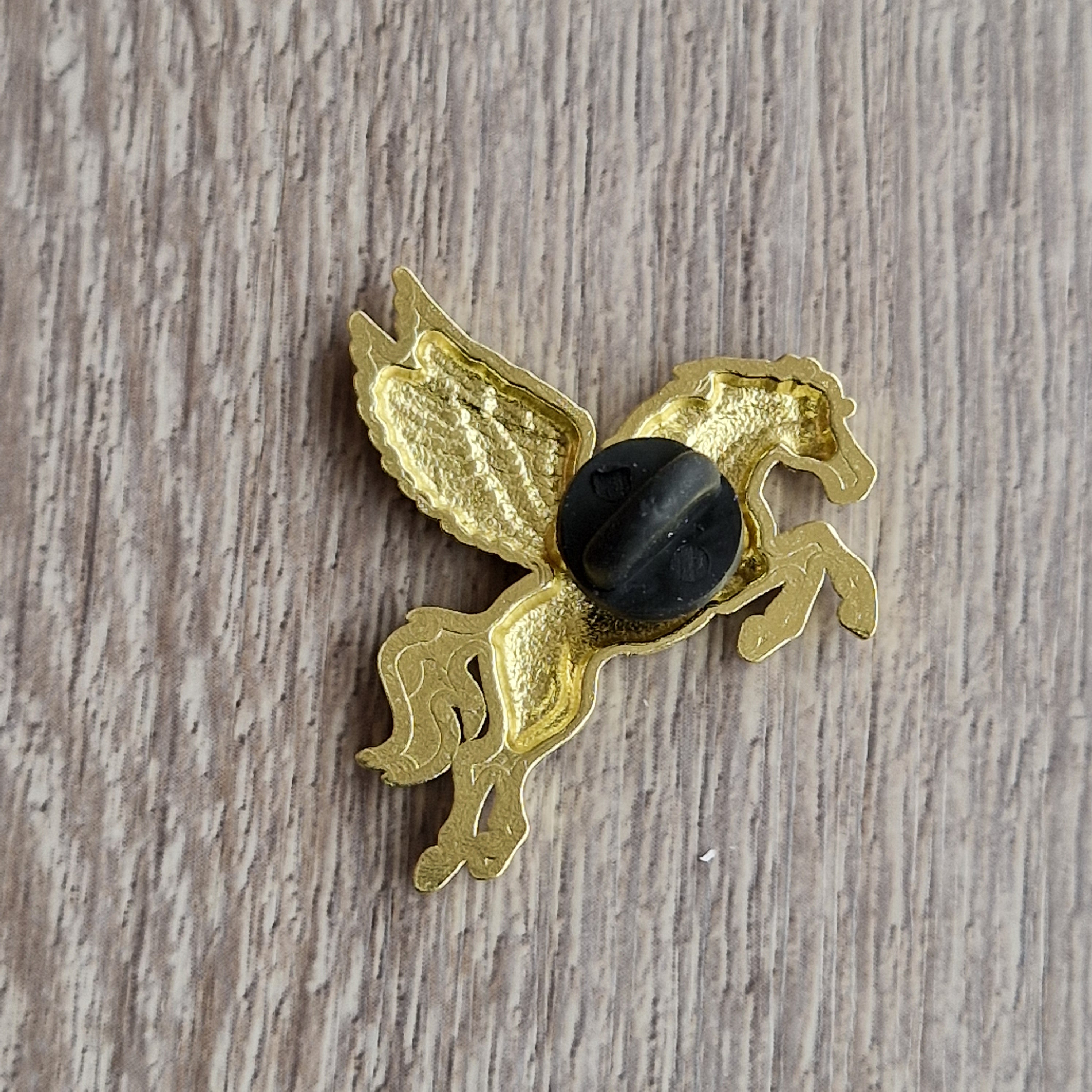 Spilla Pegaso Bianco Iridescente