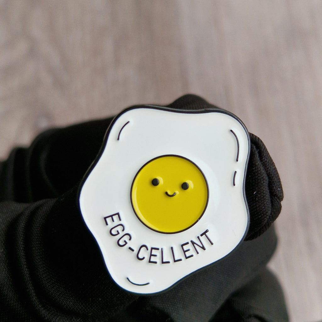 Spilla Egg-cellent Smaltata