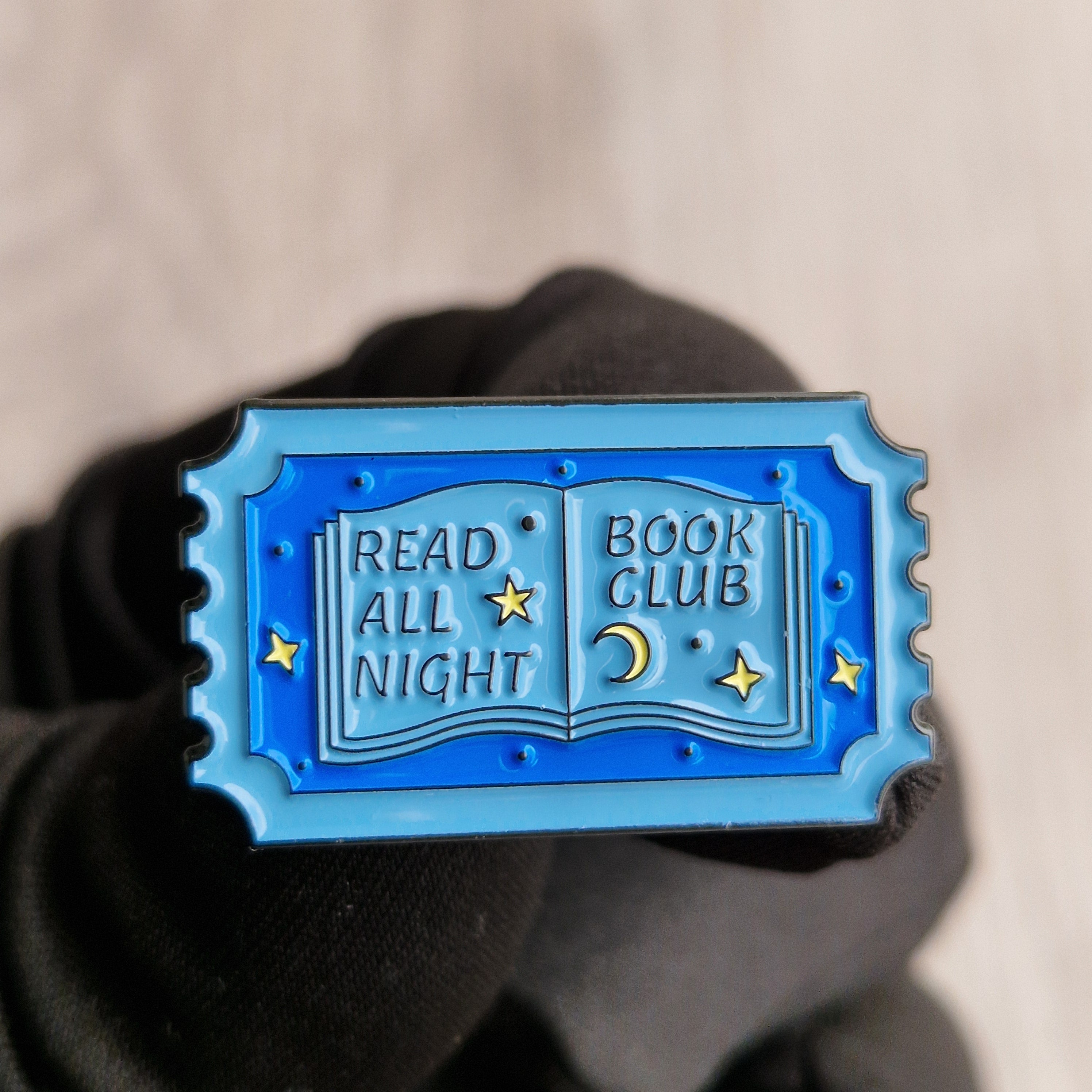 Spilla "Read All Night"