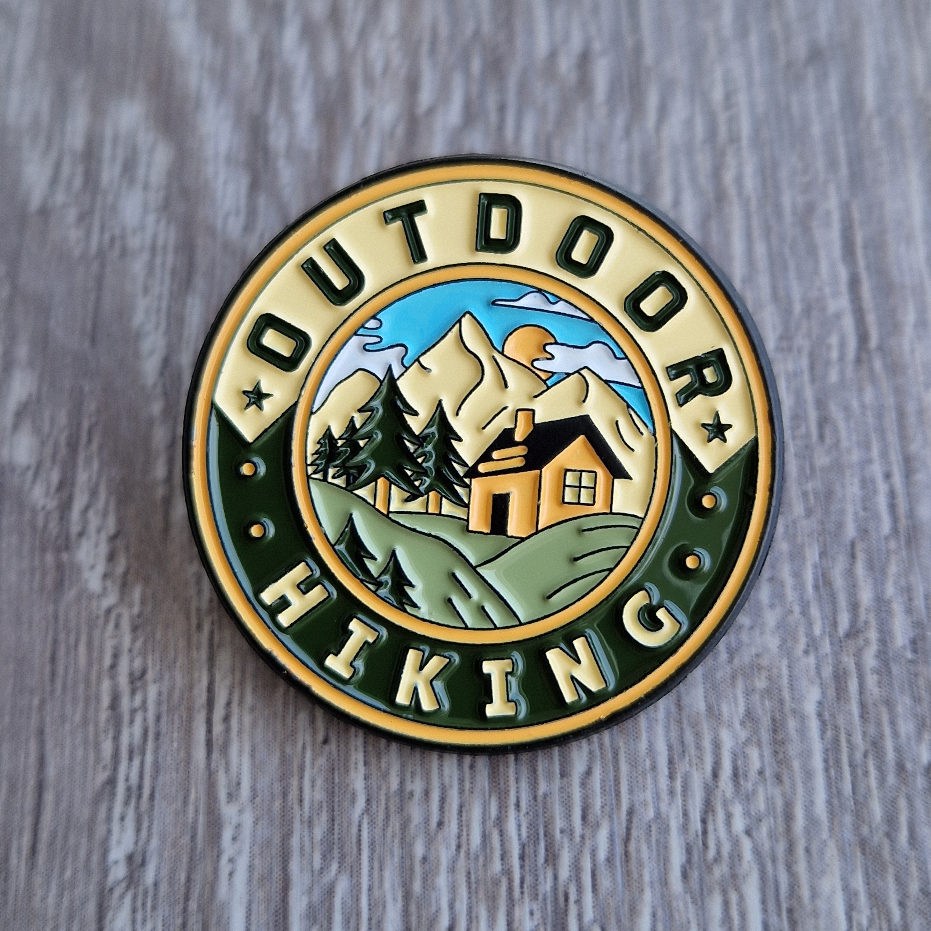 Spilla Distintivo "Outdoor Hiking"