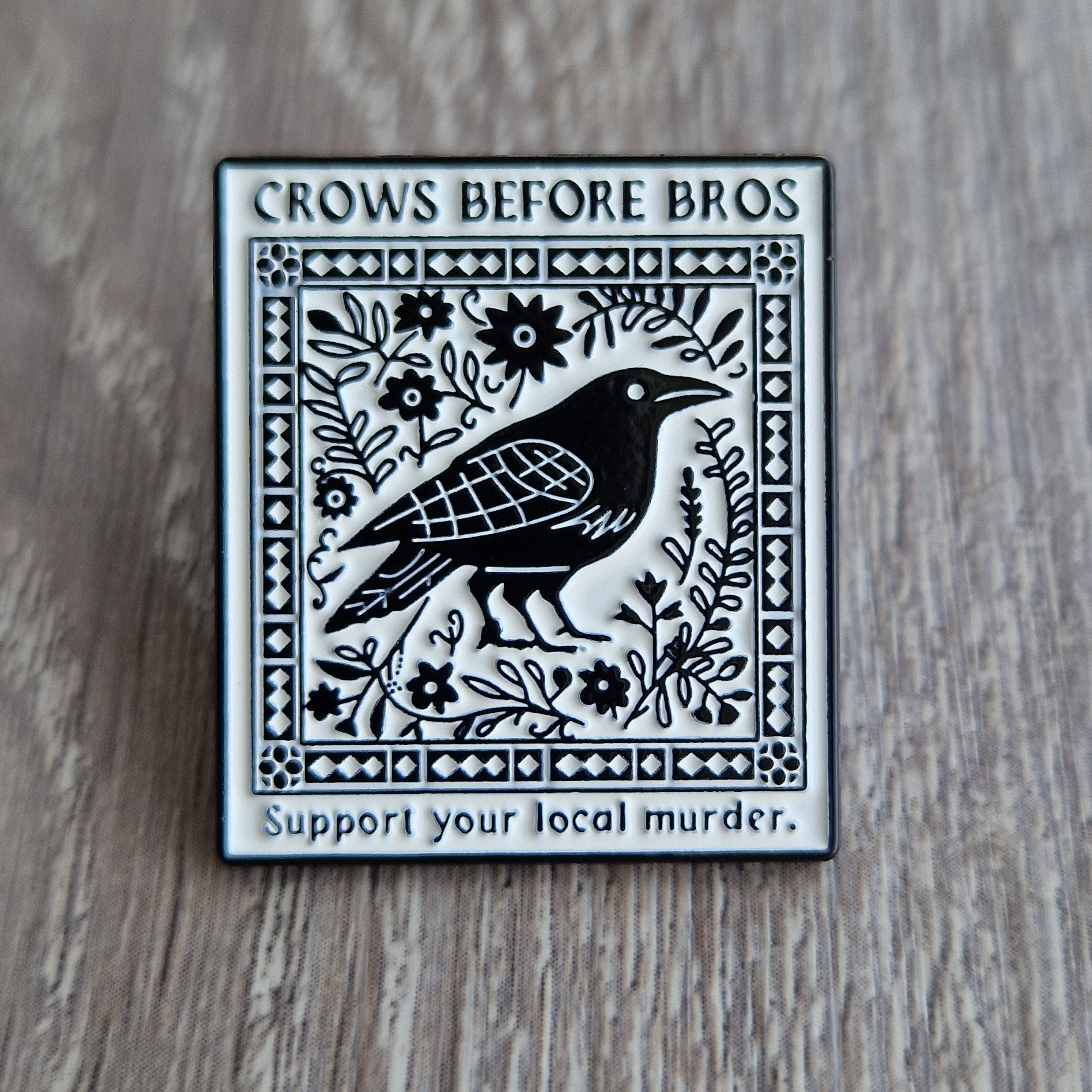 Spilla Corvo "Crows Before Bros"