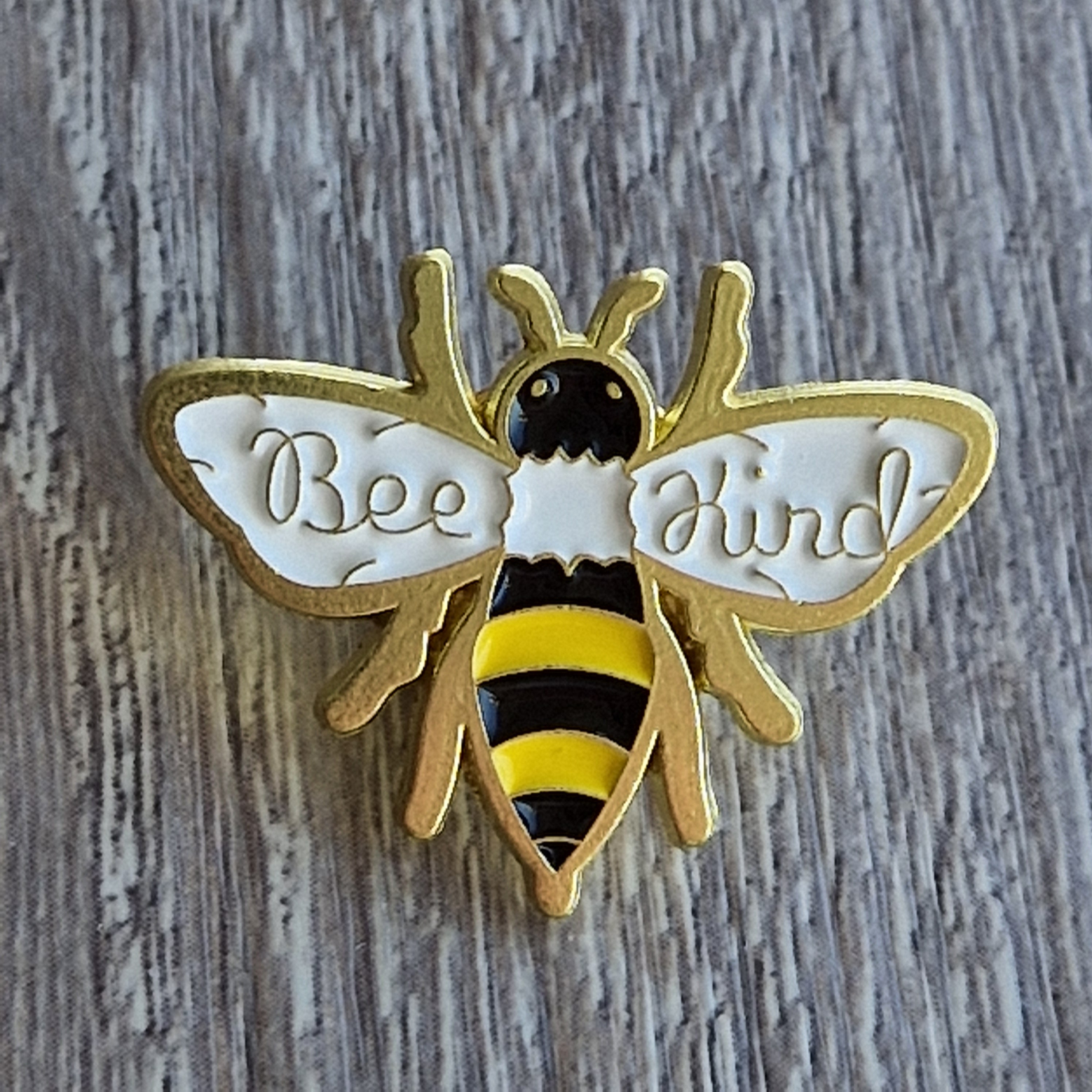 Spilla Ape "Bee Kind"