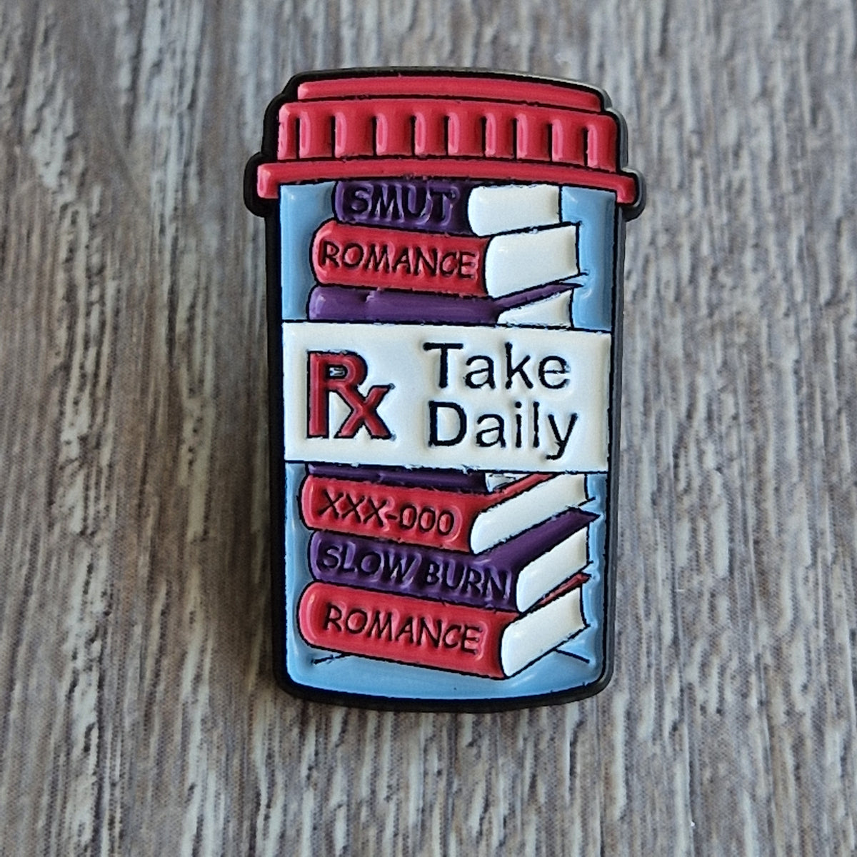 Spilla Smaltata "Take Daily" Romance Books