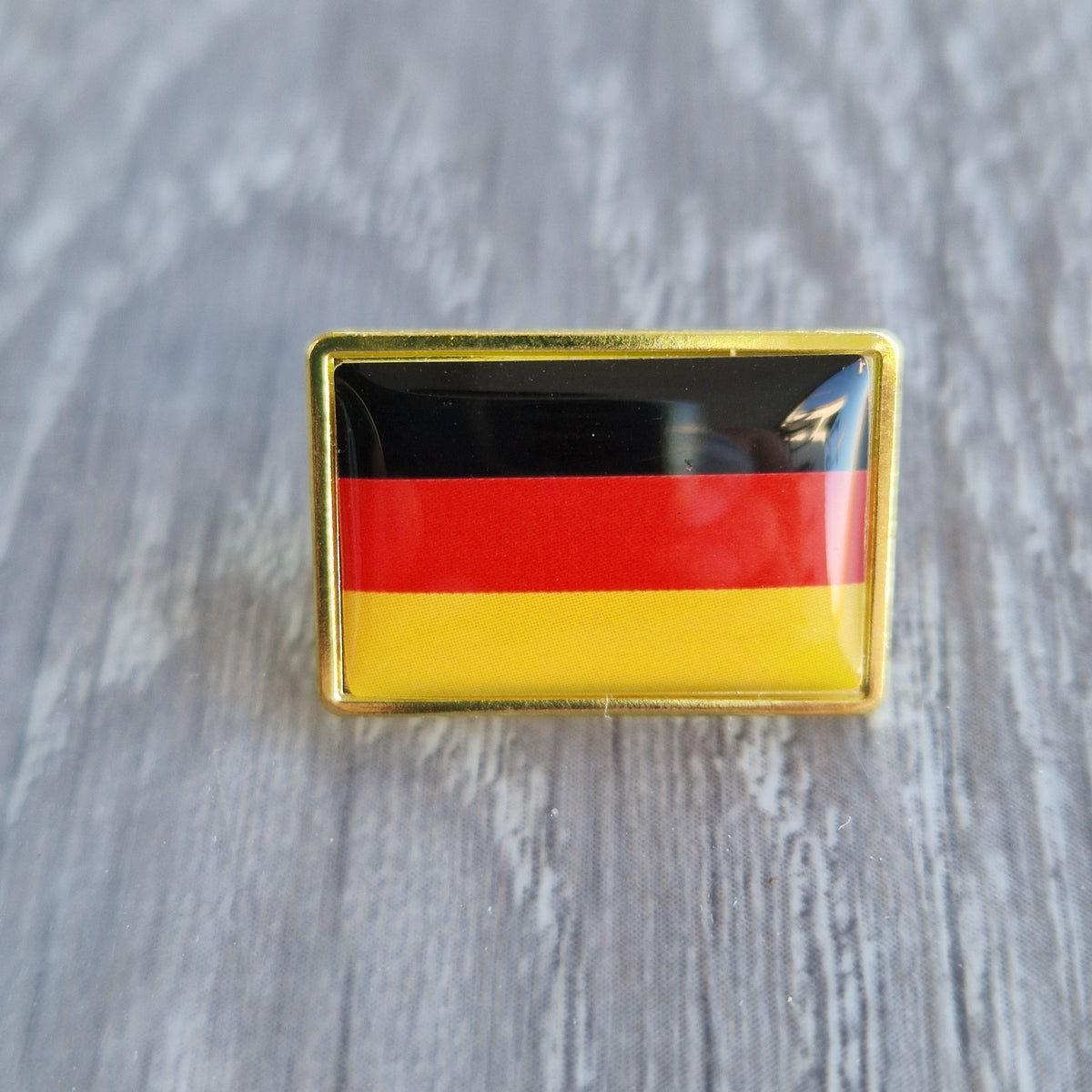 Spilla Smaltata Bandiera Germania con Card Illustrata